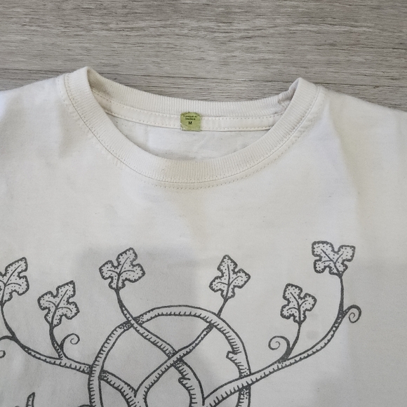Myrkur Dronning Ellisiv tee in natural white - Picture 2 of 6
